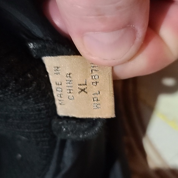 Leather jacket - Picture 3 of 8